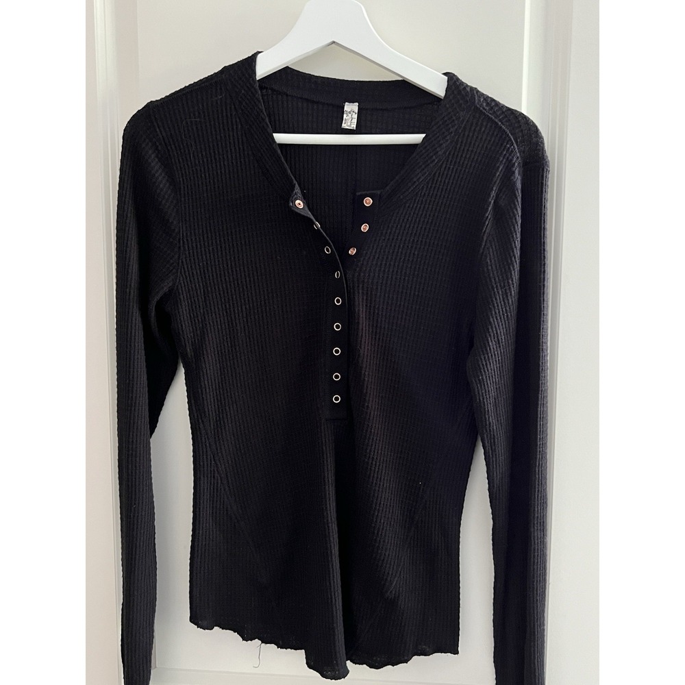 Free People One Of The Girls Black Thermal Ribbed Long Sleeve Henley Top Size XL